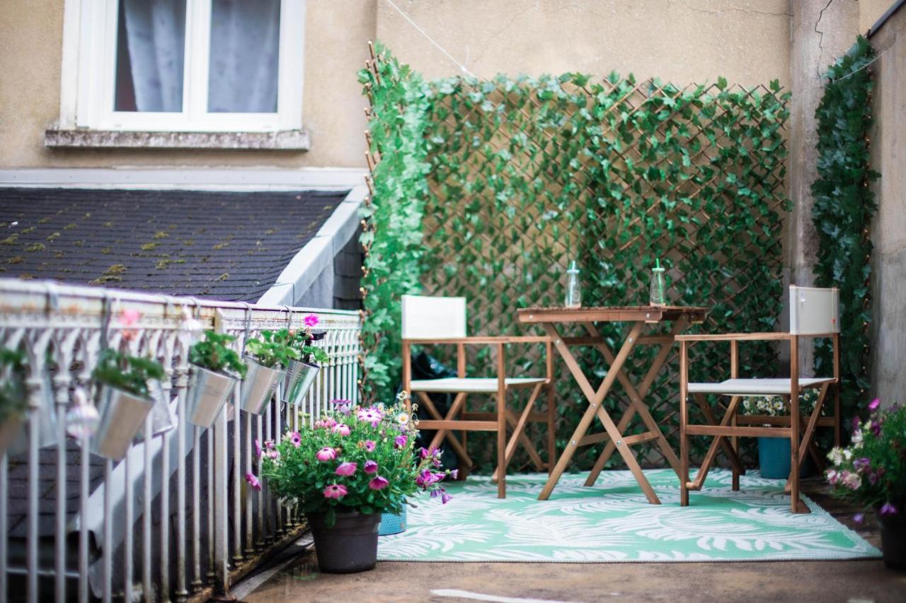 Apartament The Vintage Bed And Broc' Saint-Calais Zewnętrze zdjęcie