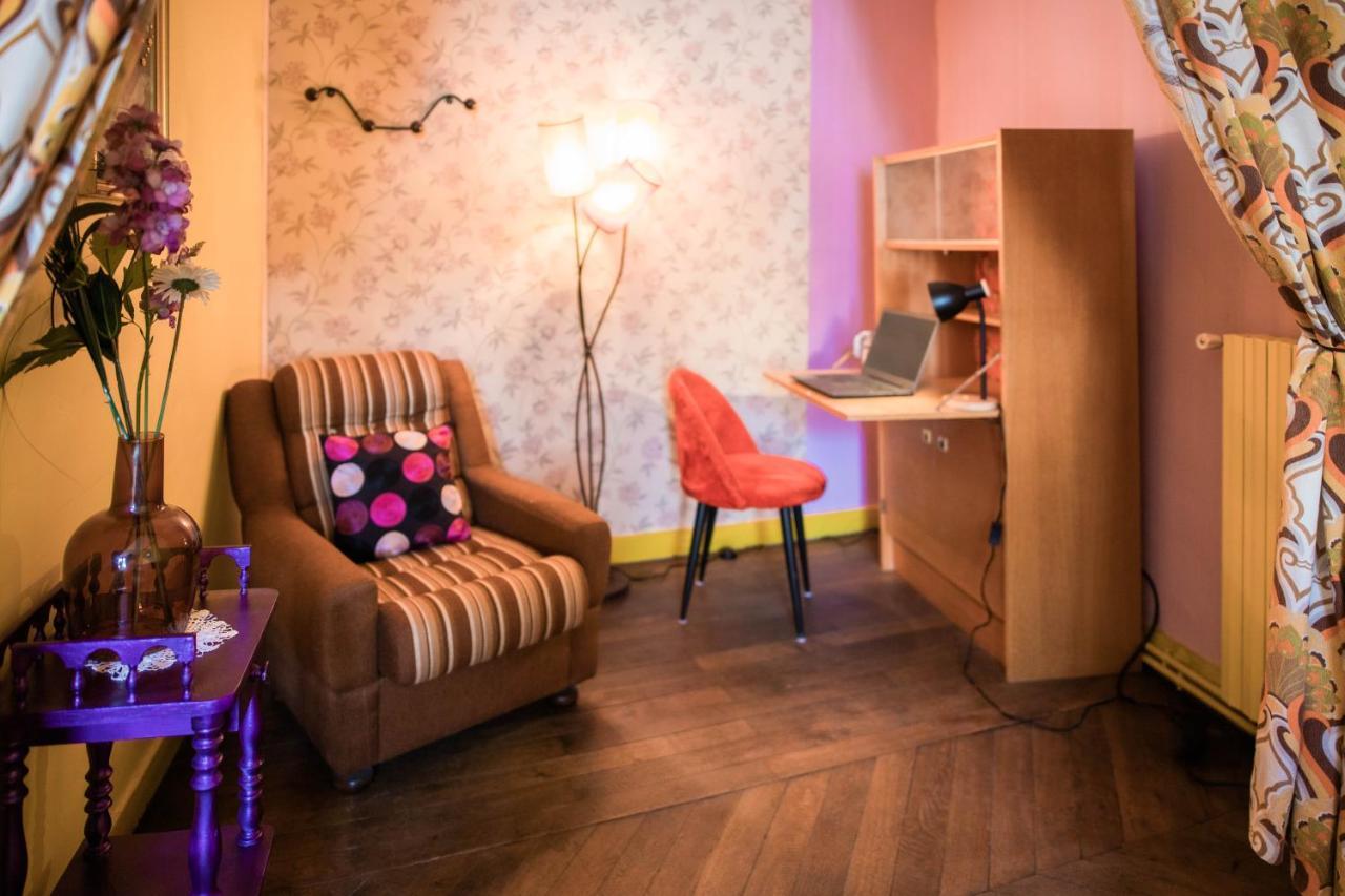 Apartament The Vintage Bed And Broc' Saint-Calais Zewnętrze zdjęcie